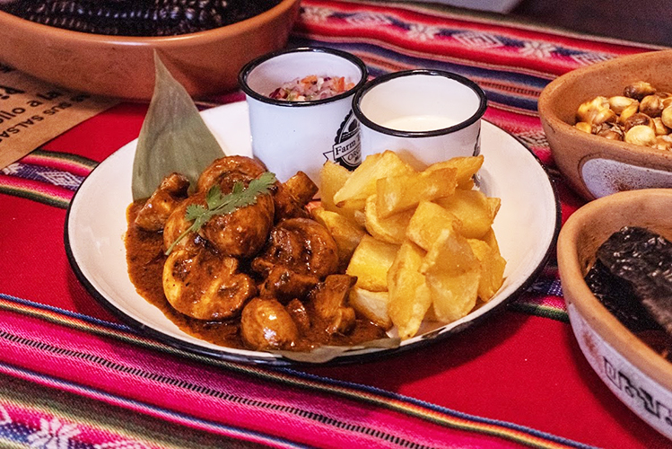 Champignones Anticucheros